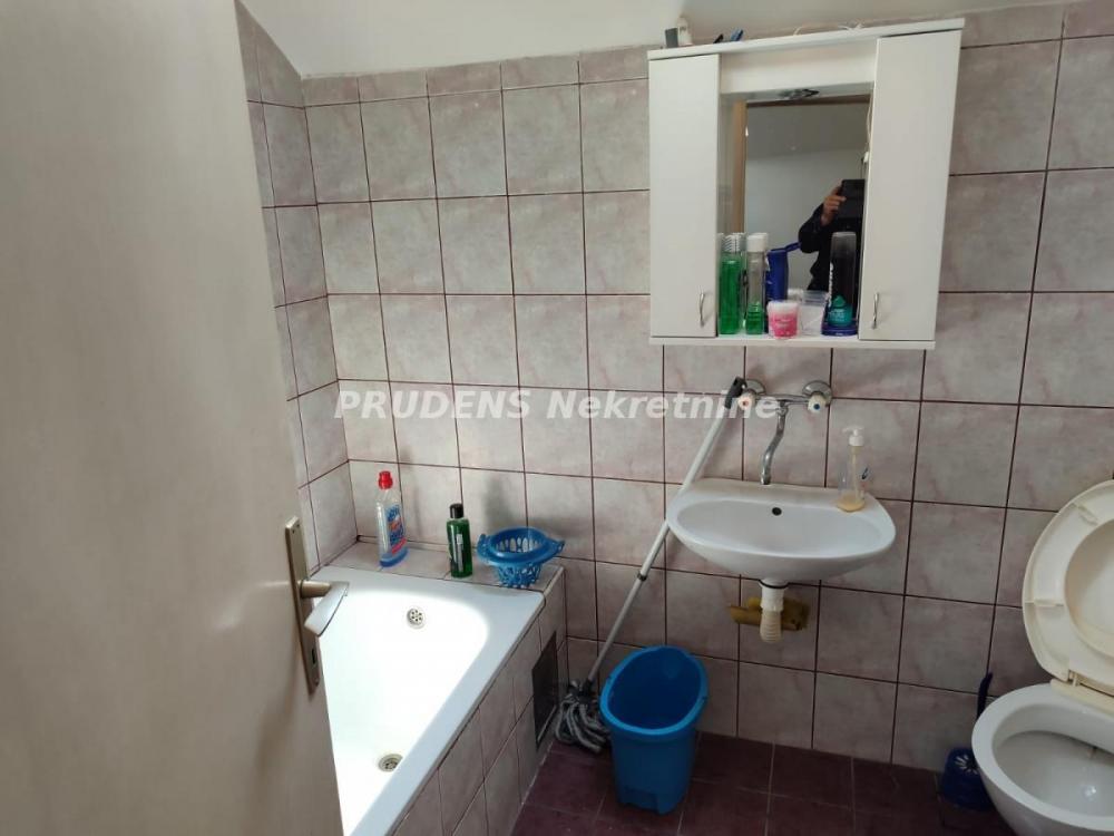 Stan na prodaju u Beogradu, Surčin, dvosoban, 35m2, cena 63000 evra