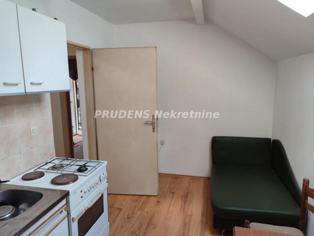 Stan na prodaju u Beogradu, Surčin, dvosoban, 35m2, cena 63000 evra