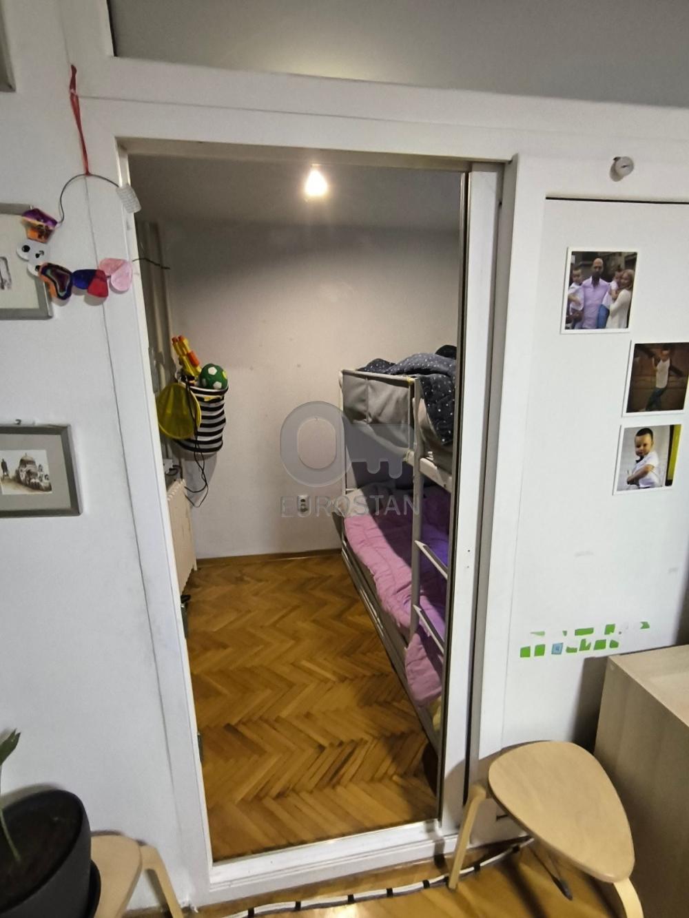 Stan na prodaju u Beogradu, Čukarica, jednoiposoban, 44m2, cena 128000 evra