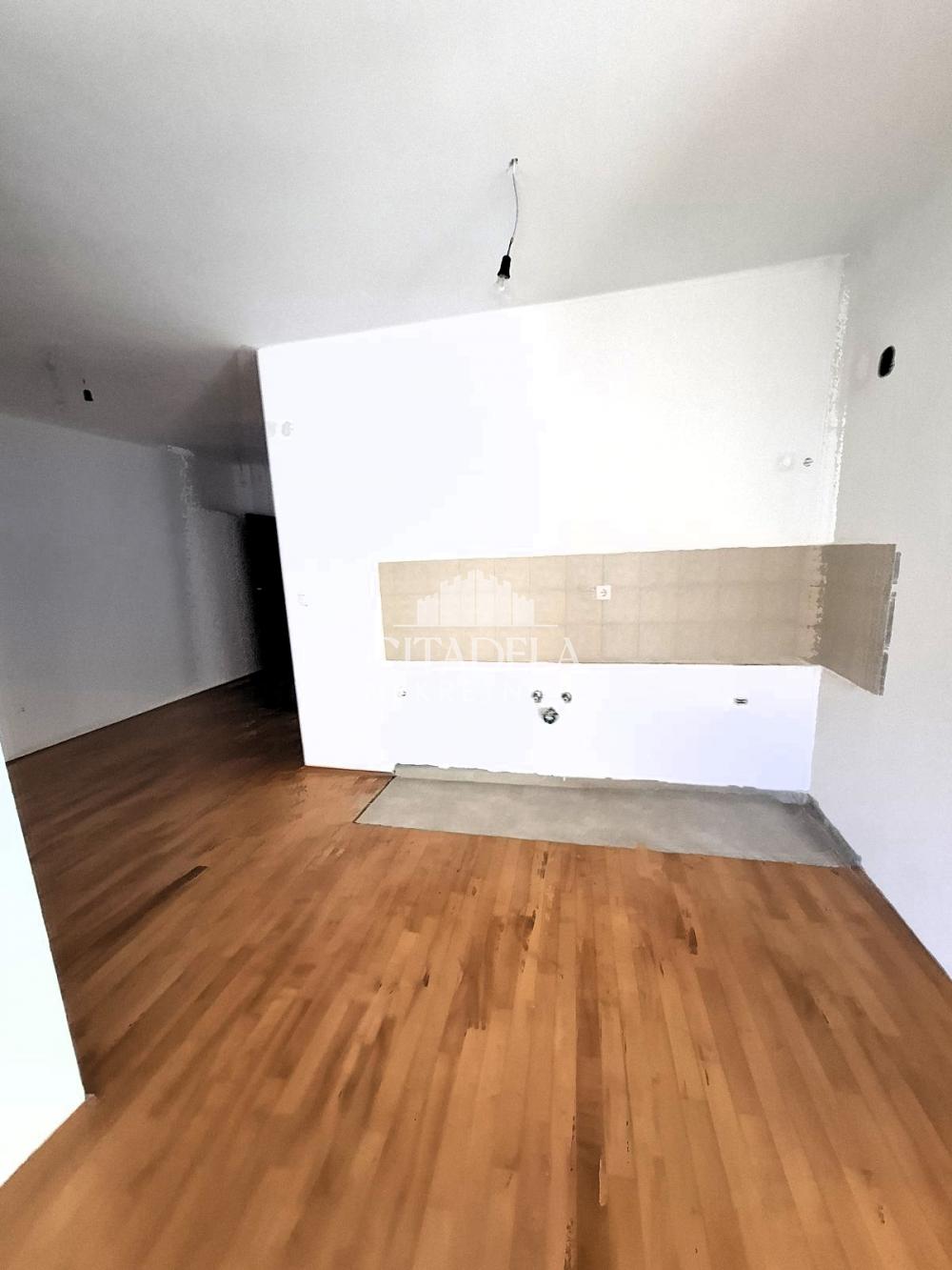 Stan na prodaju u Beogradu, Rakovica, jednoiposoban, 36m2, cena 74000 evra