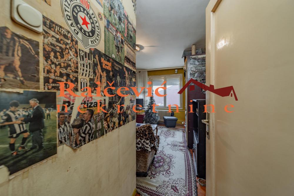 Stan na prodaju u Beogradu, Čubura, dvoiposoban, 60m2, cena 178000 evra
