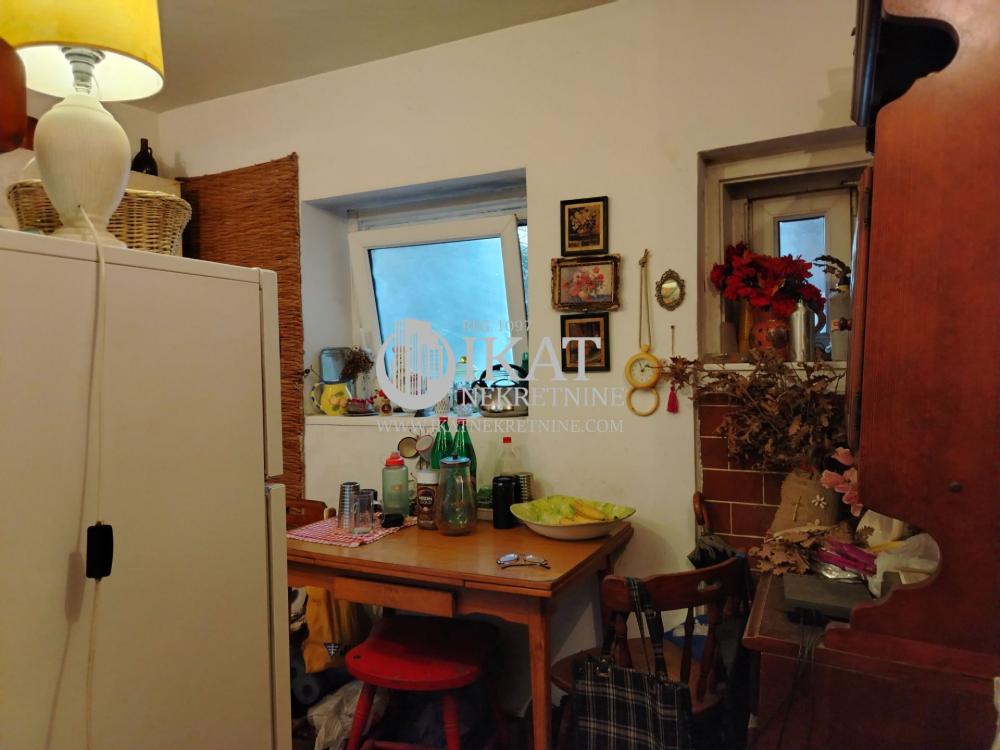 Stan na prodaju u Beogradu, Stari grad, jednoiposoban, 29m2, cena 75000 evra