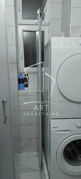 Stan na prodaju u Beogradu, Stari grad, dvoiposoban, 45m2, cena 167000 evra