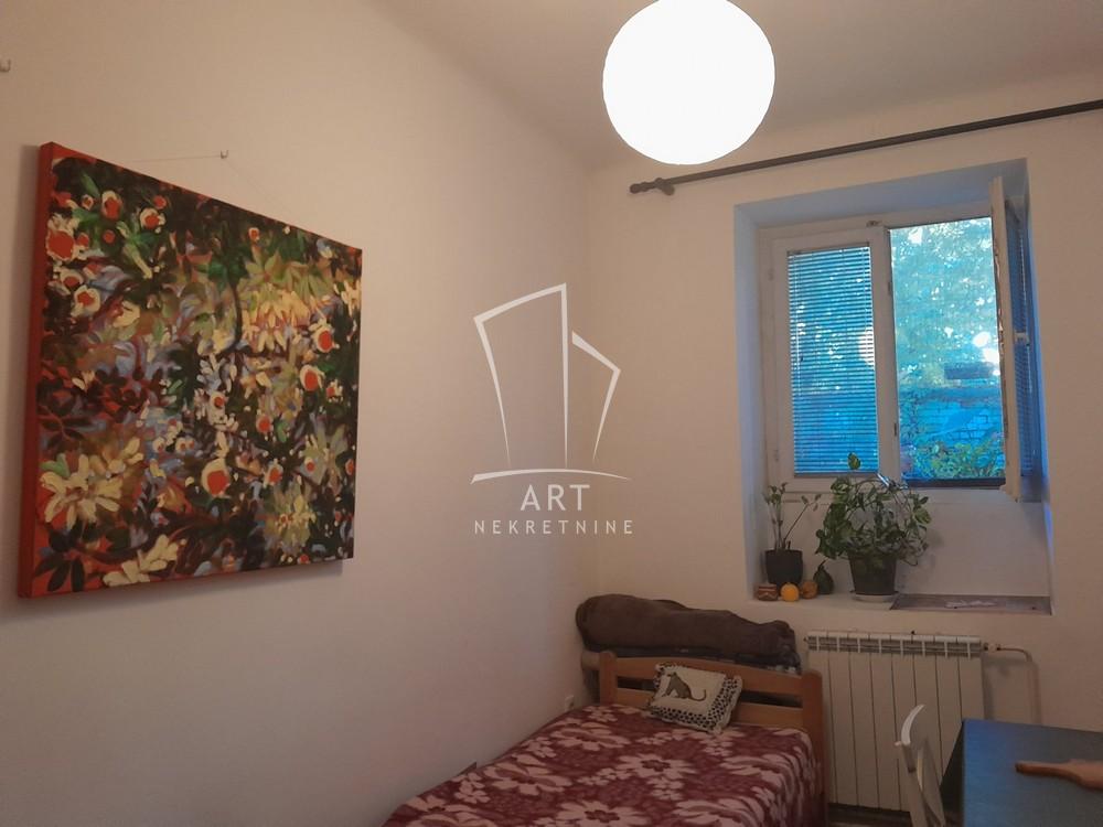 Stan na prodaju u Beogradu, Stari grad, dvoiposoban, 45m2, cena 167000 evra