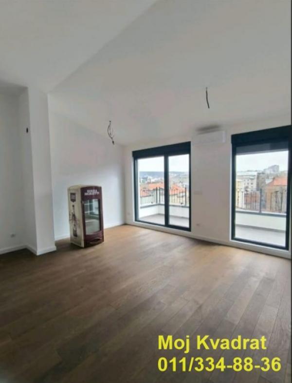 Stan na prodaju u Beogradu, Vukov spomenik, troiposoban, 92m2, cena 420000 evra