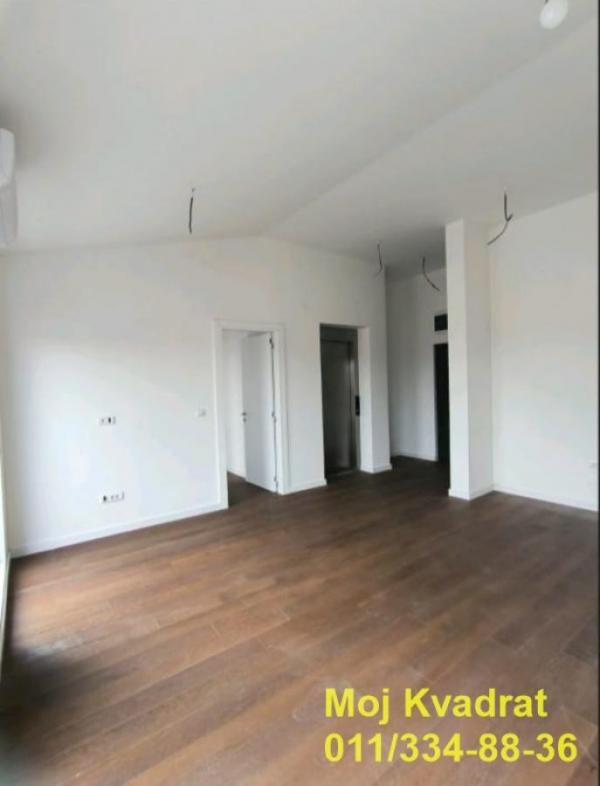 Stan na prodaju u Beogradu, Vukov spomenik, troiposoban, 92m2, cena 505000 evra