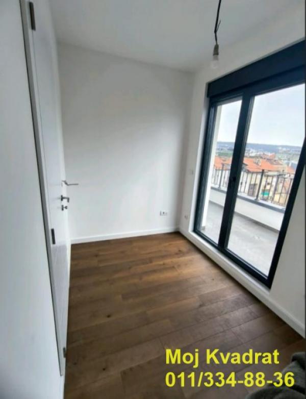 Stan na prodaju u Beogradu, Vukov spomenik, troiposoban, 92m2, cena 505000 evra