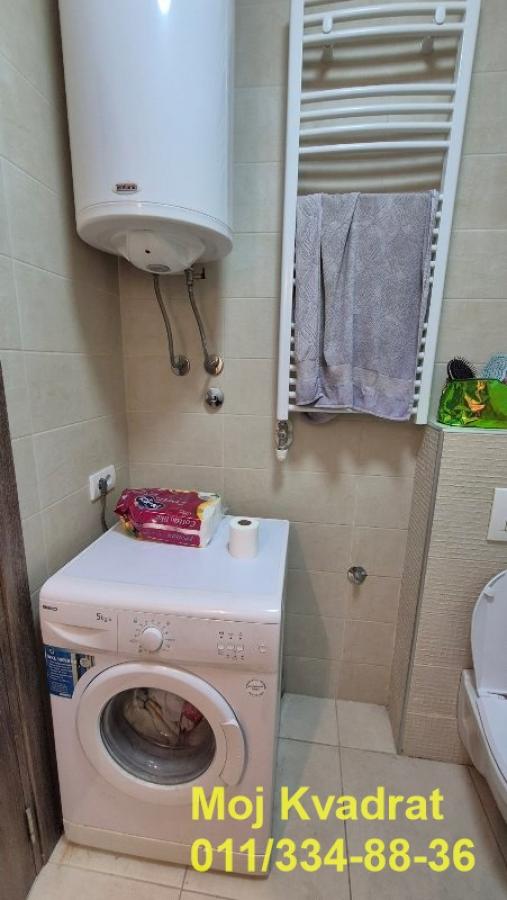 Stan na prodaju u Beogradu, Mirijevo, dvoiposoban, 64m2, cena 139000 evra