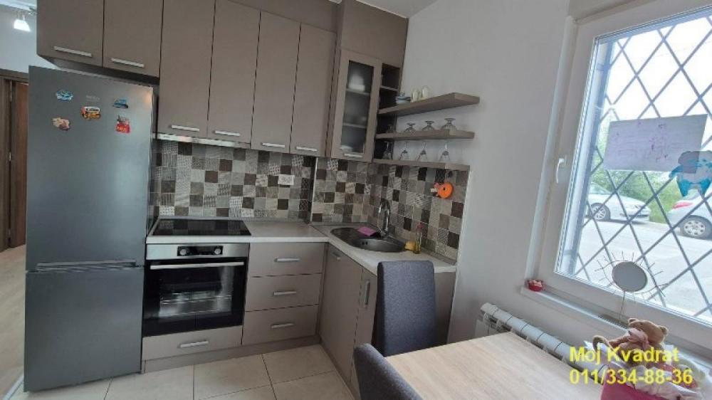 Stan na prodaju u Beogradu, Mirijevo, dvoiposoban, 64m2, cena 139000 evra