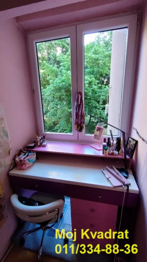 Stan na prodaju u Beogradu, Rakovica, dvoiposoban, 56m2, cena 152000 evra