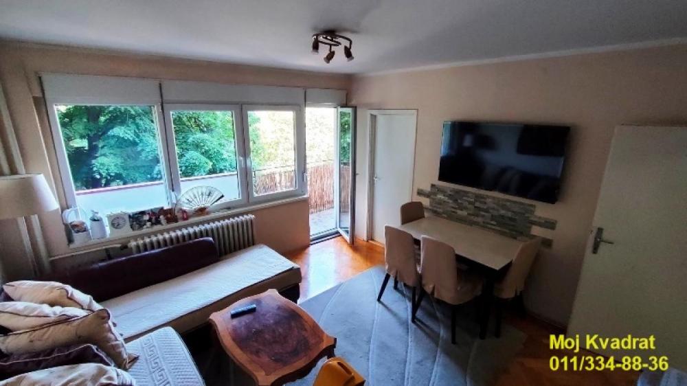 Stan na prodaju u Beogradu, Rakovica, dvoiposoban, 56m2, cena 152000 evra