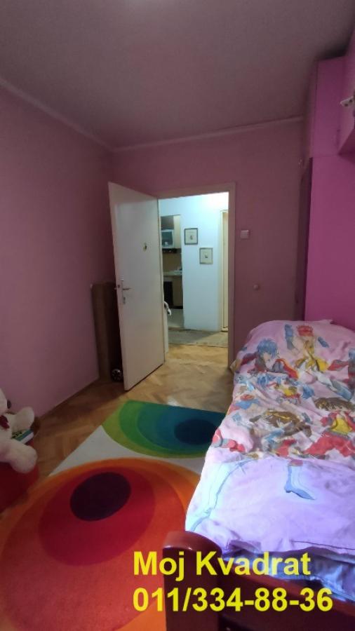 Stan na prodaju u Beogradu, Rakovica, dvoiposoban, 56m2, cena 152000 evra