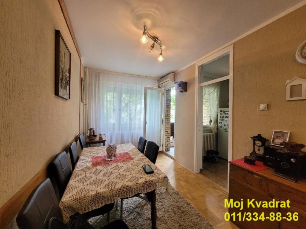 Stan na prodaju u Beogradu, Novi Beograd blok 63, jednosoban, 42m2, cena 130000 evra