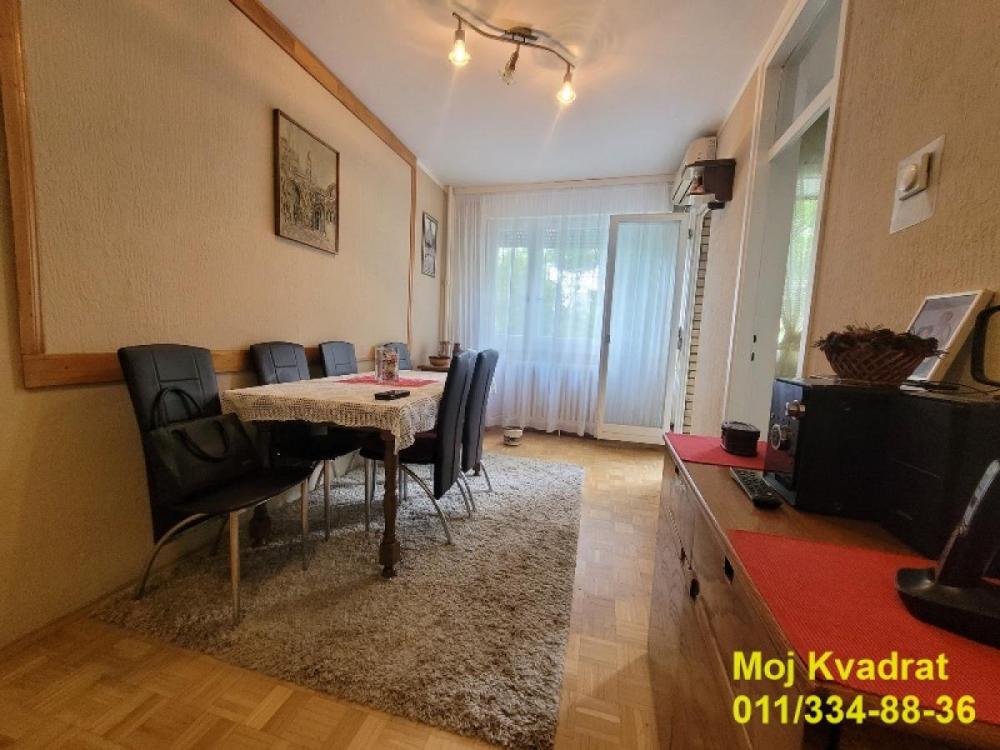 Stan na prodaju u Beogradu, Novi Beograd blok 63, jednosoban, 42m2, cena 130000 evra