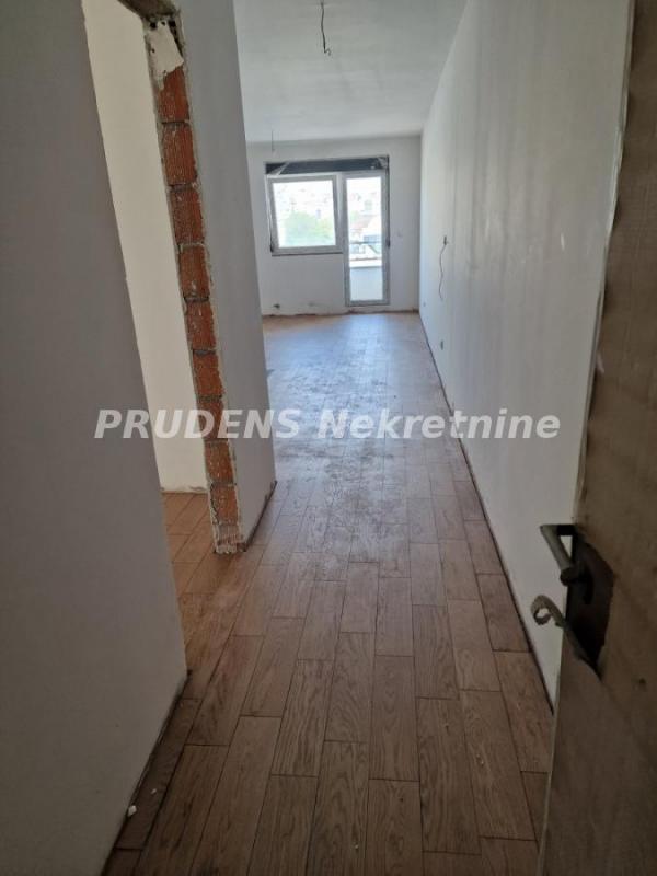 Stan na prodaju u Beogradu, Dušanovac, jednoiposoban, 47m2, cena 141000 evra