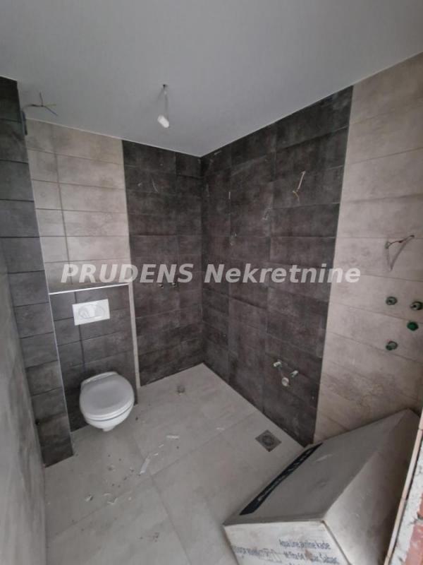 Stan na prodaju u Beogradu, Dušanovac, jednoiposoban, 47m2, cena 141000 evra