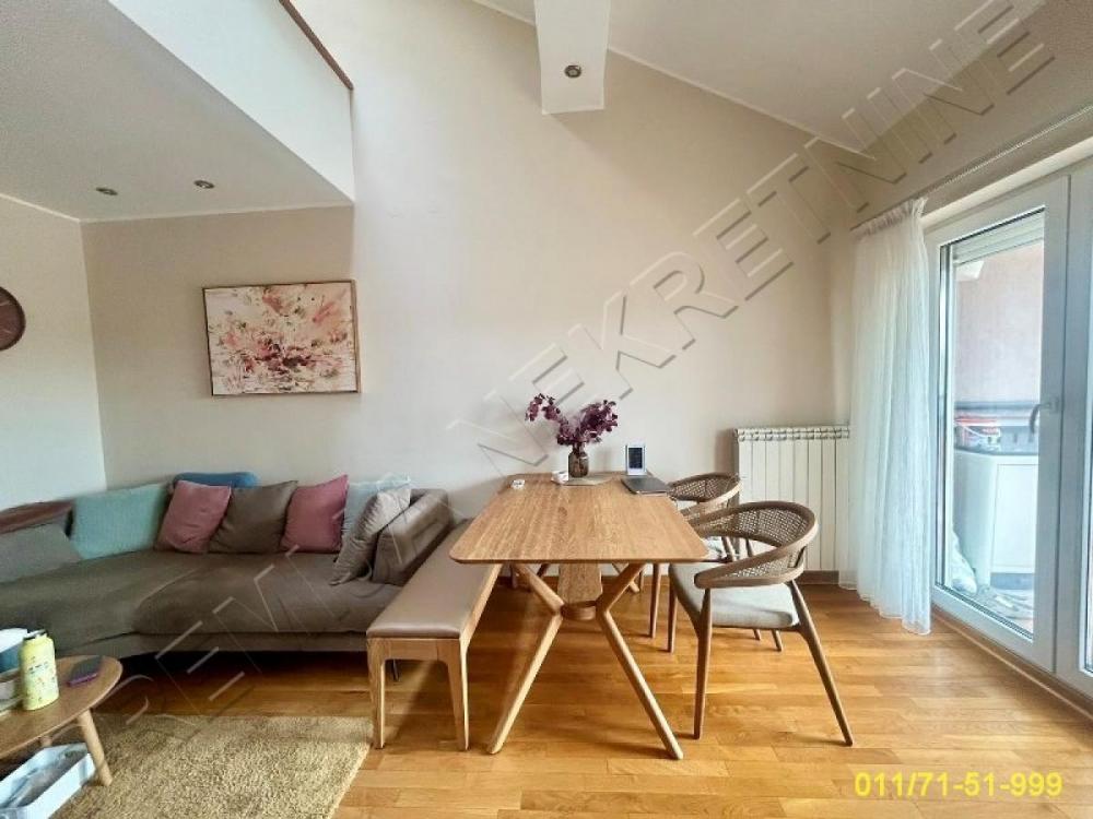 Stan na prodaju u Beogradu, Meandri, troiposoban, 95m2, cena 210000 evra