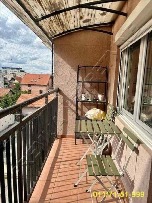 Stan na prodaju u Beogradu, Meandri, troiposoban, 95m2, cena 210000 evra