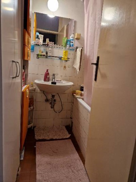 Stan na prodaju u Beogradu, Novi Beograd blok 62, trosoban, 93m2, cena 241000 evra