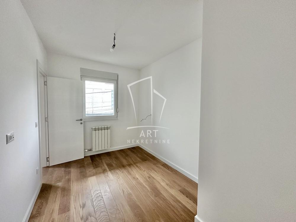 Stan na prodaju u Beogradu, Vračar, dvosoban, 38m2, cena 177000 evra