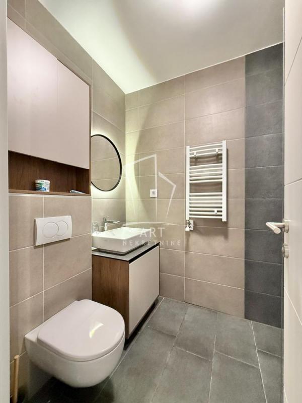 Stan na prodaju u Beogradu, Crveni Krst, dvoiposoban, 62m2, cena 279000 evra