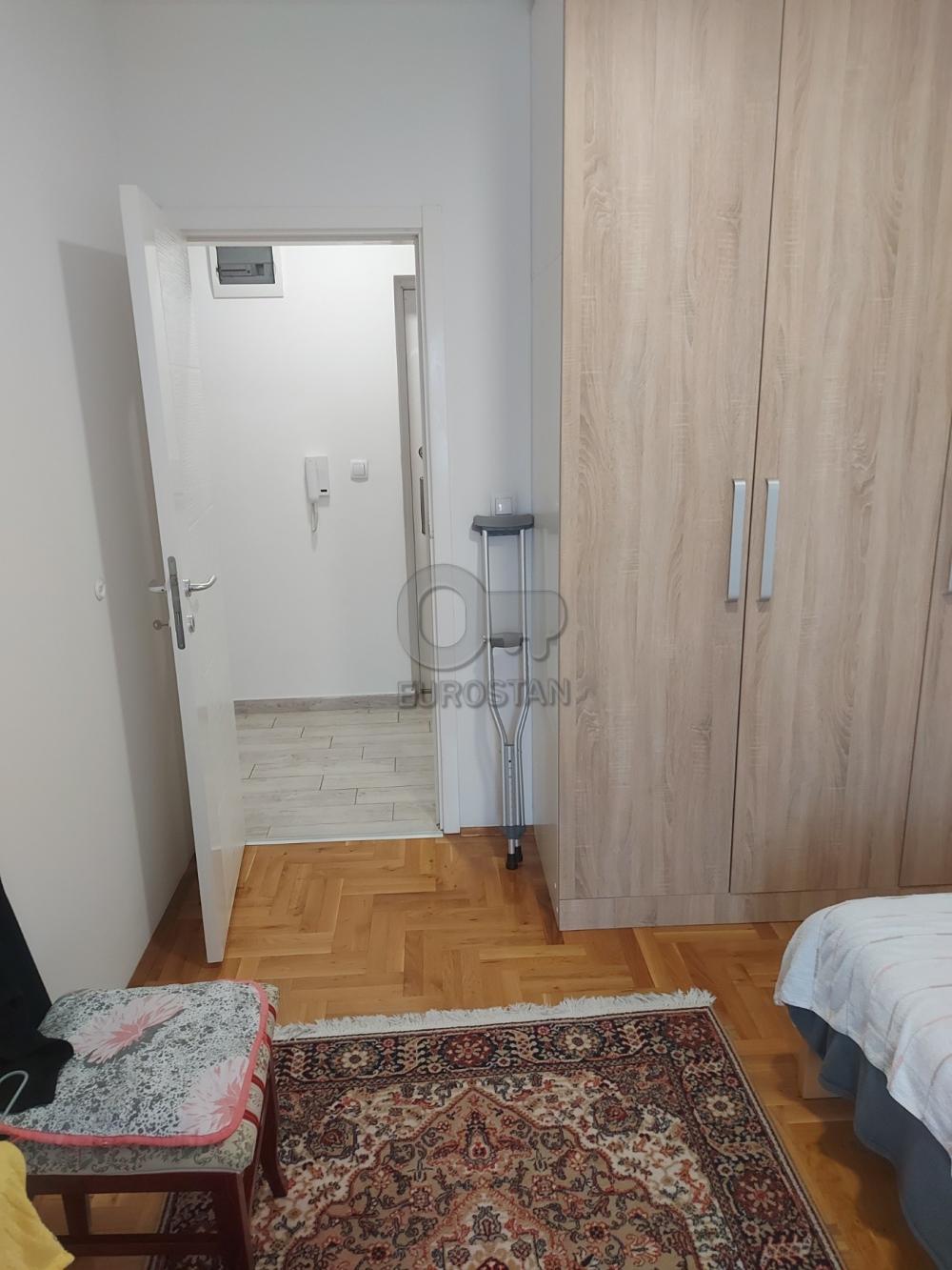 Stan na prodaju u Beogradu, Novi Beograd, dvosoban, 49m2, cena 115000 evra