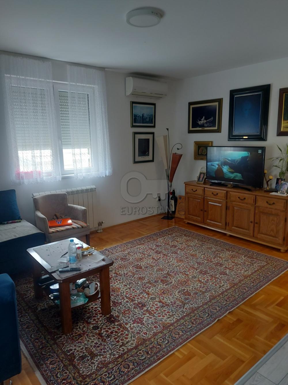 Stan na prodaju u Beogradu, Novi Beograd, dvosoban, 49m2, cena 115000 evra