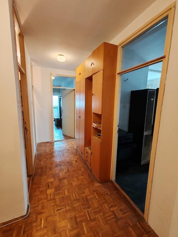 Stan na prodaju u Beogradu, Novi Beograd blok 45 (TC Enjub), dvosoban, 70m2, cena 210000 evra