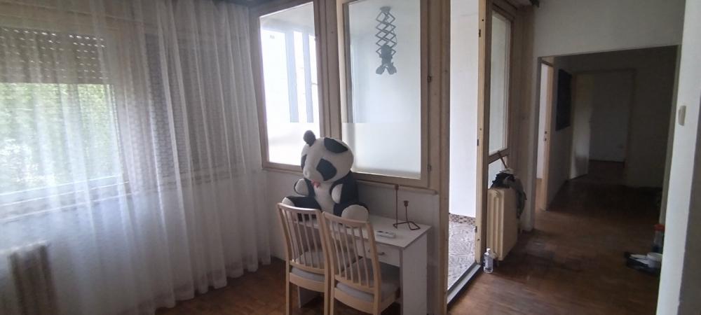 Stan na prodaju u Beogradu, Skojevsko naselje, dvoiposoban, 80m2, cena 200000 evra