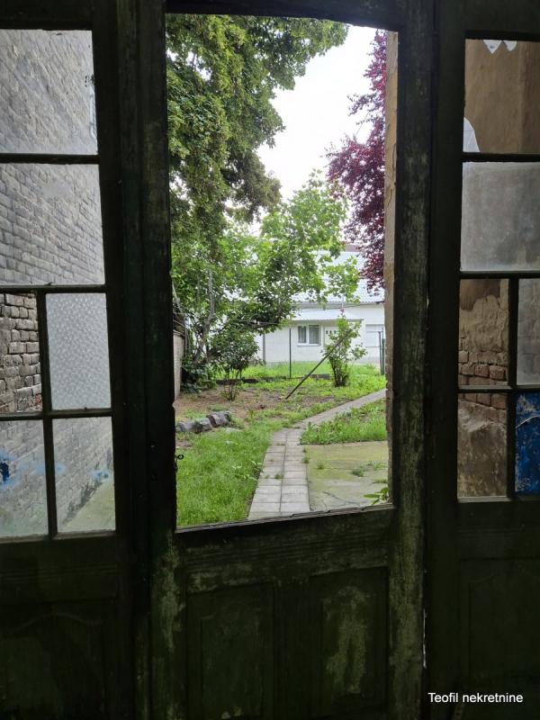 Stan na prodaju u Beogradu, Zemun centar, dvosoban, 45m2, cena 158000 evra