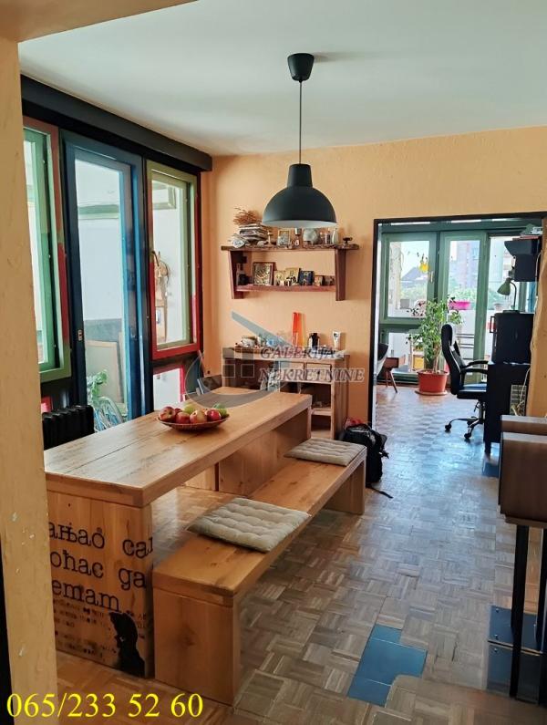 Stan na prodaju u Beogradu, Rakovica, trosoban, 83m2, cena 185000 evra