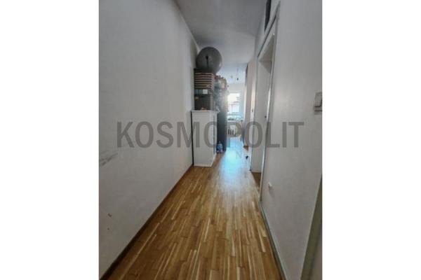 Stan na prodaju u Beogradu, Vračar, trosoban, 53m2, cena 197000 evra