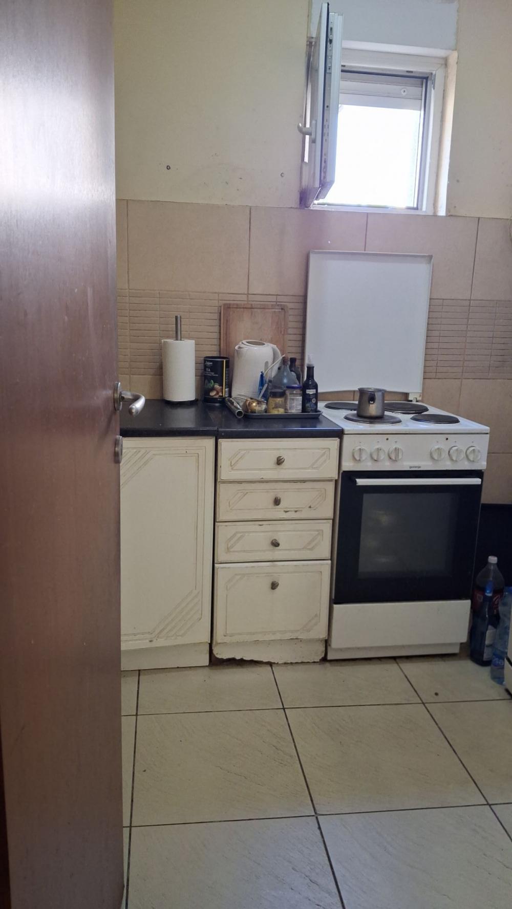 Stan na prodaju u Beogradu, Cvetkova pijaca, trosoban, 78m2, cena 178000 evra