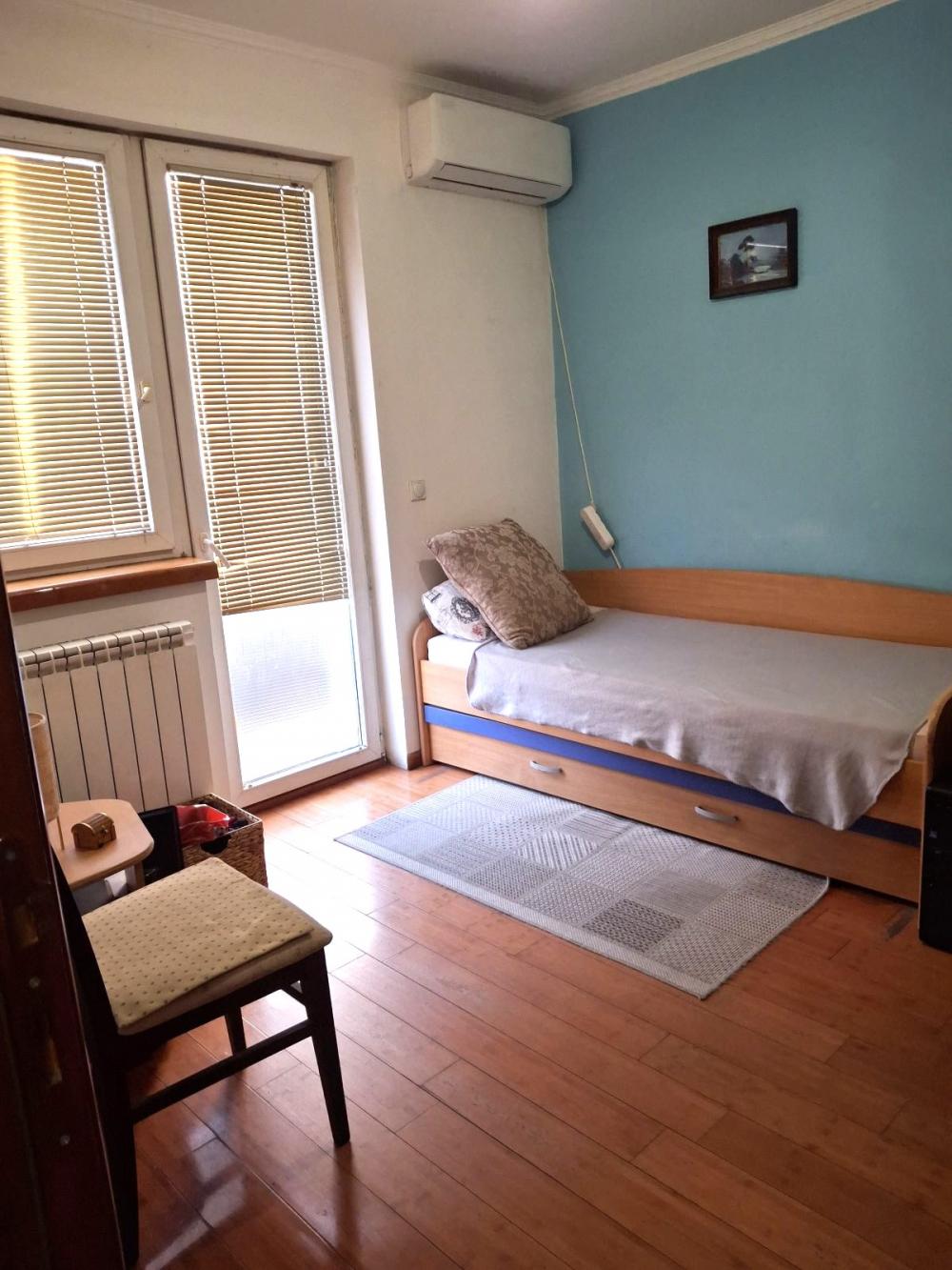 Stan na prodaju u Beogradu, Cvetkova pijaca, trosoban, 78m2, cena 178000 evra