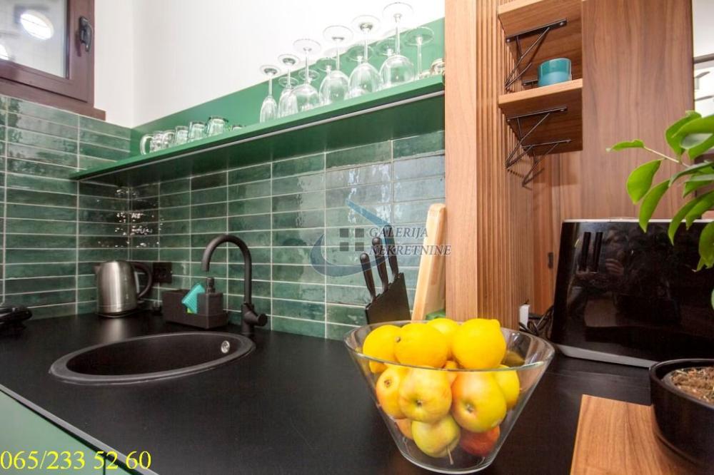Stan na prodaju u Beogradu, Stari grad, dvosoban, 40m2, cena 220000 evra