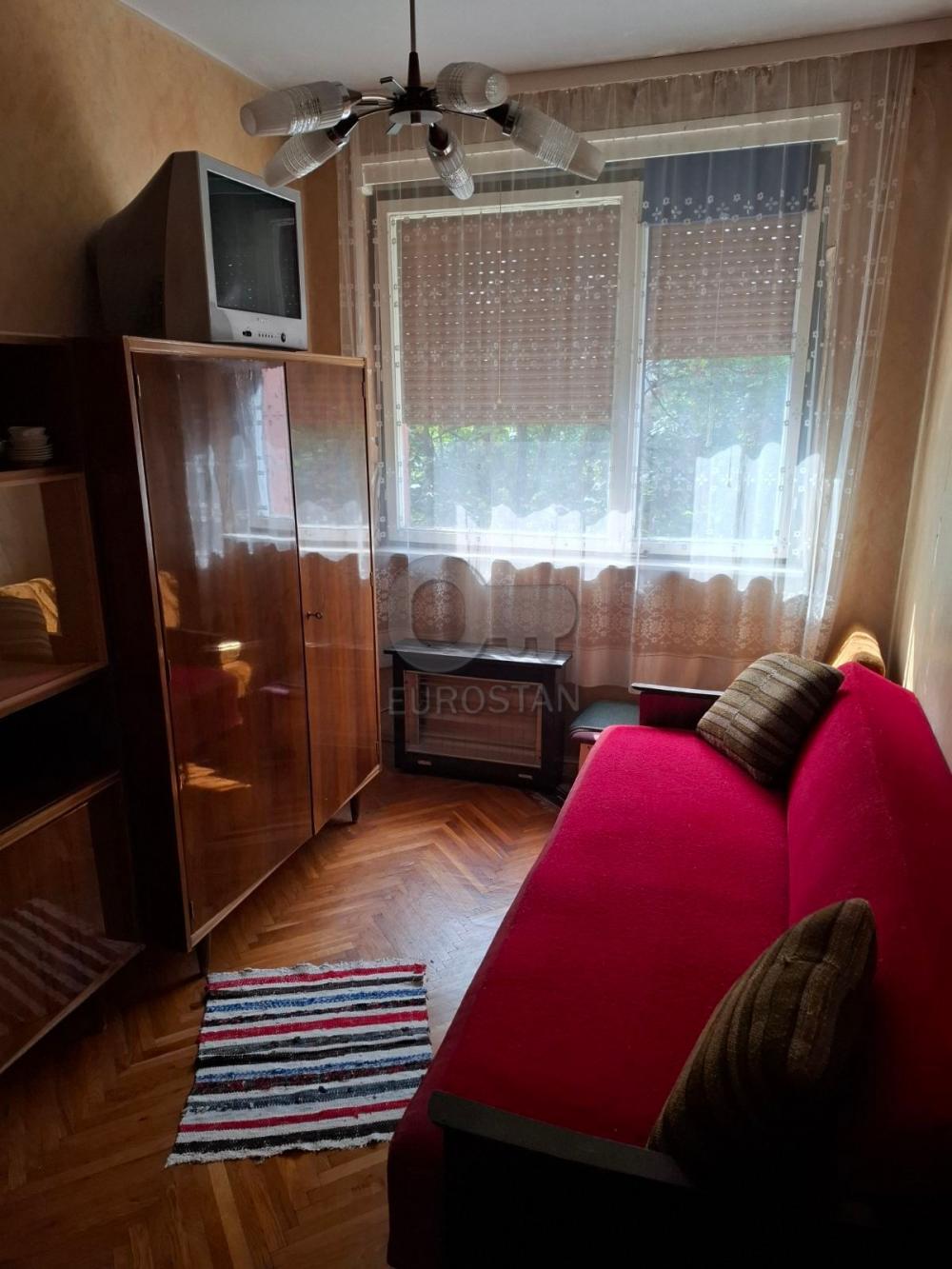 Stan na prodaju u Beogradu, Braće Jerković, trosoban, 72m2, cena 185000 evra