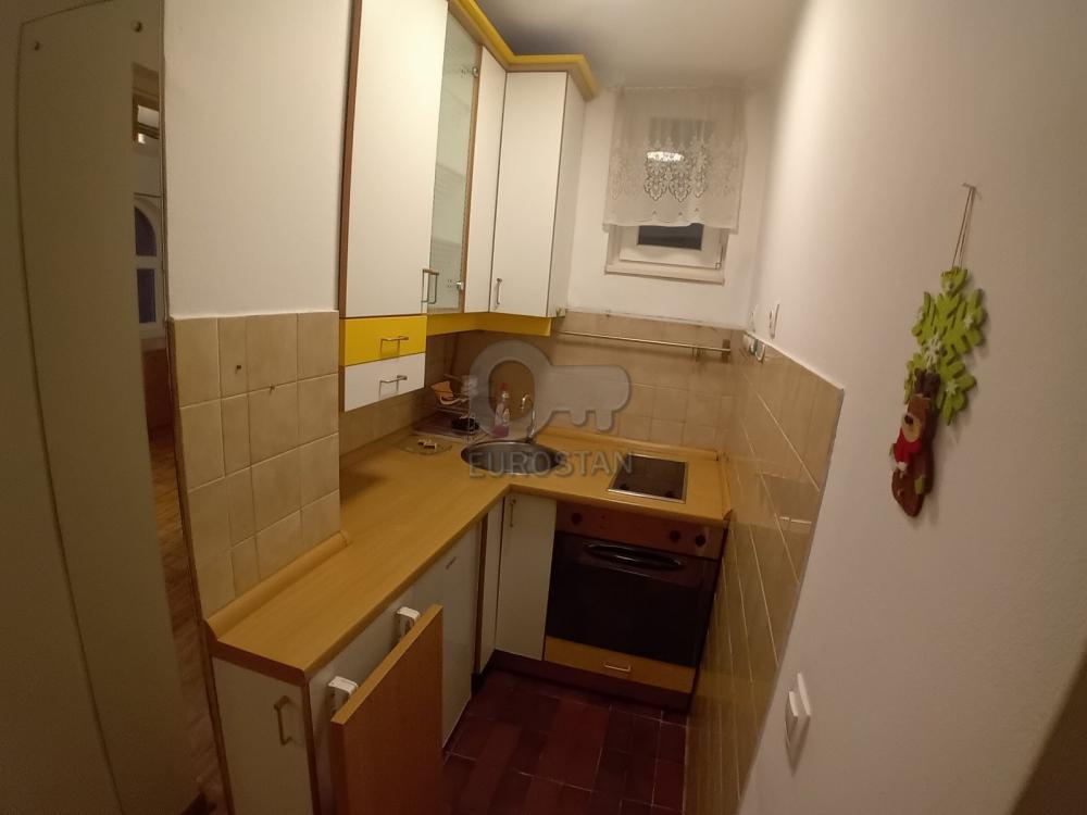 Stan na prodaju u Beogradu, Banovo brdo, jednosoban, 32m2, cena 124900 evra