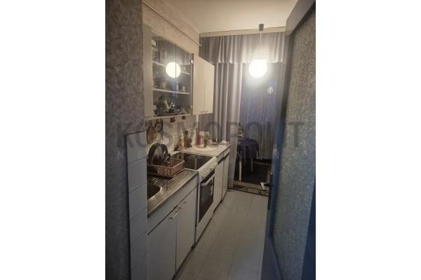 Stan na prodaju u Beogradu, Novi Beograd blok 38 (OŠ Ratko Mitrović), trosoban, 76m2, cena 180000 evra