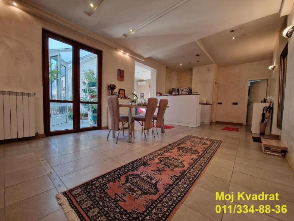 Stan na prodaju u Beogradu, Beograd (centar), dvosoban, 78m2, cena 379000 evra