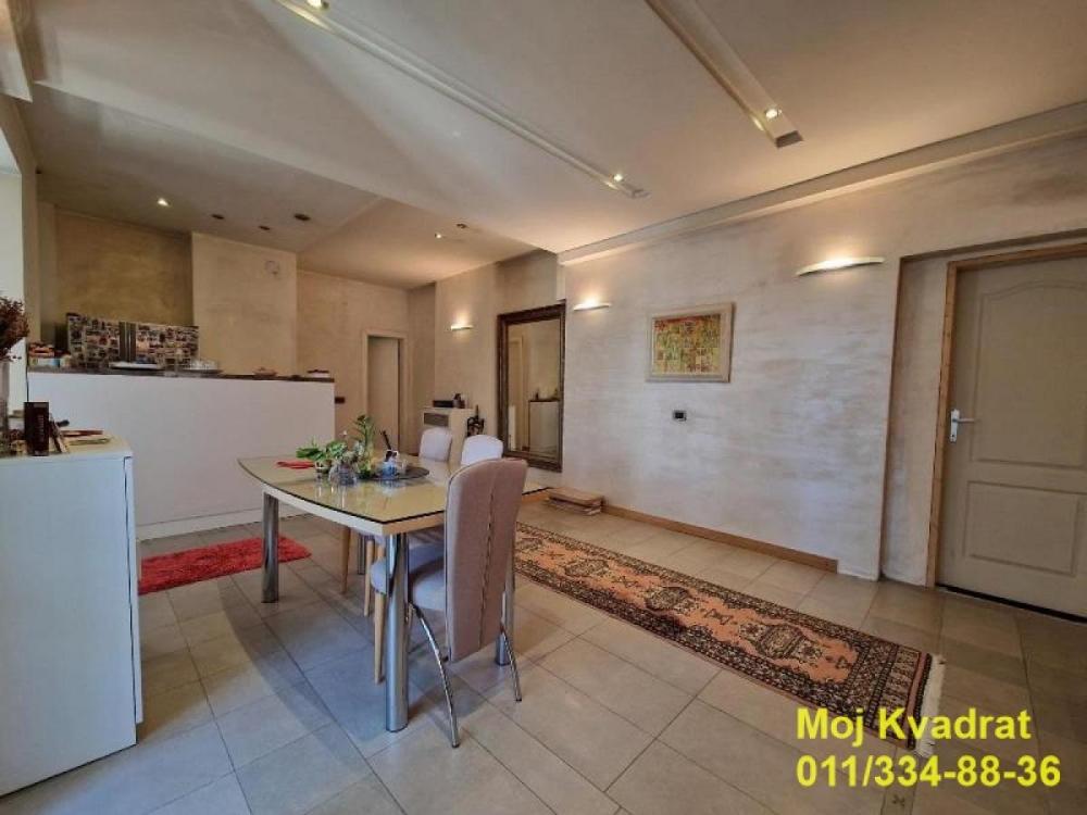 Stan na prodaju u Beogradu, Beograd (centar), dvosoban, 78m2, cena 379000 evra