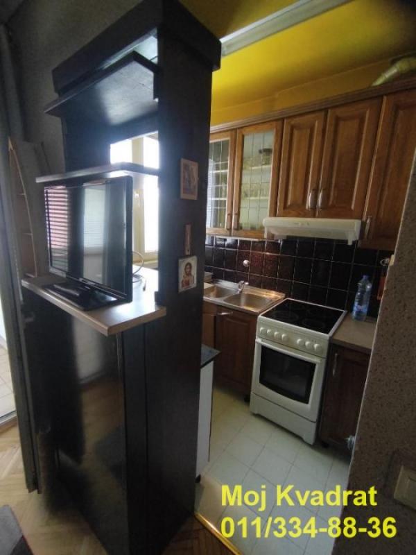 Stan na prodaju u Beogradu, Karaburma, dvosoban, 53m2, cena 156000 evra