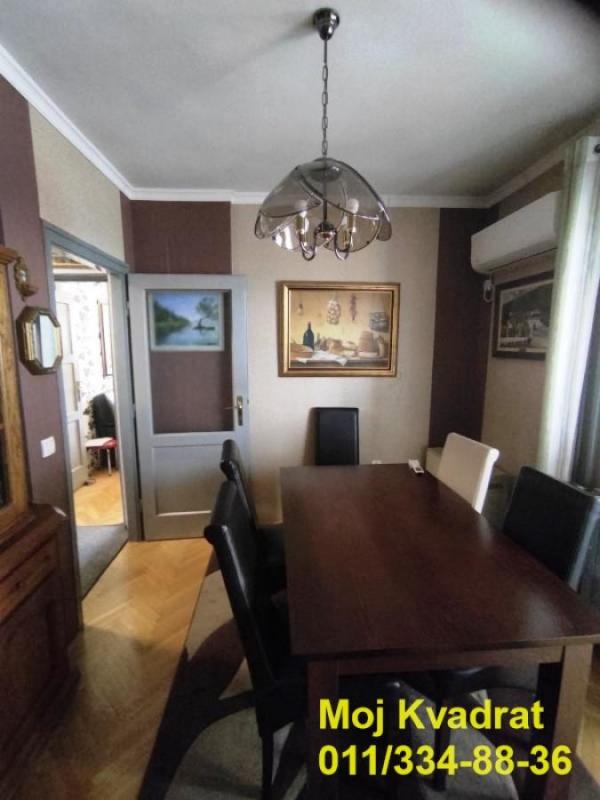 Stan na prodaju u Beogradu, Karaburma, dvosoban, 53m2, cena 156000 evra