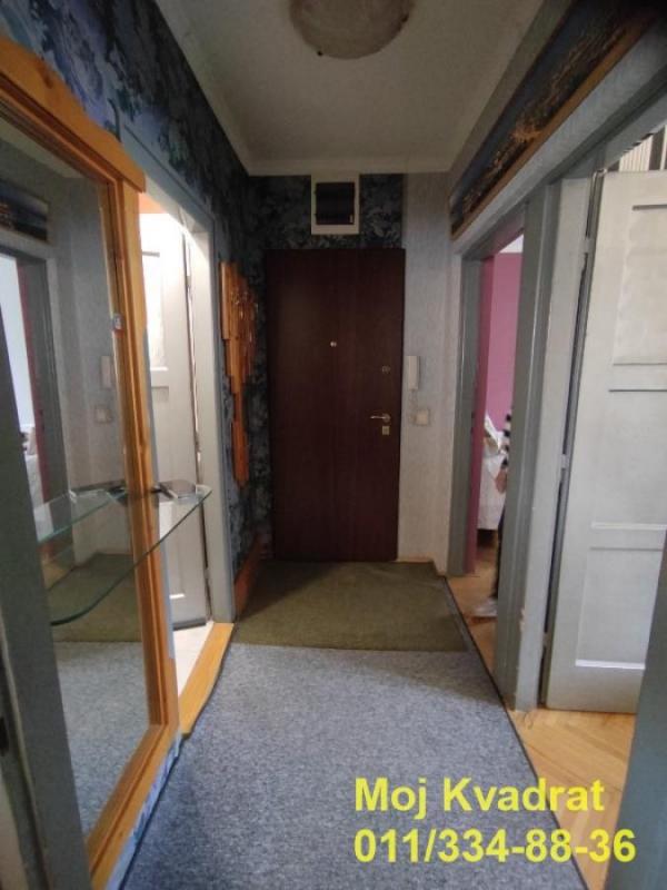 Stan na prodaju u Beogradu, Karaburma, dvosoban, 53m2, cena 156000 evra