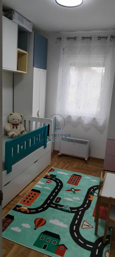 Stan na prodaju u Beogradu, Ledine, dvoiposoban, 60m2, cena 150000 evra
