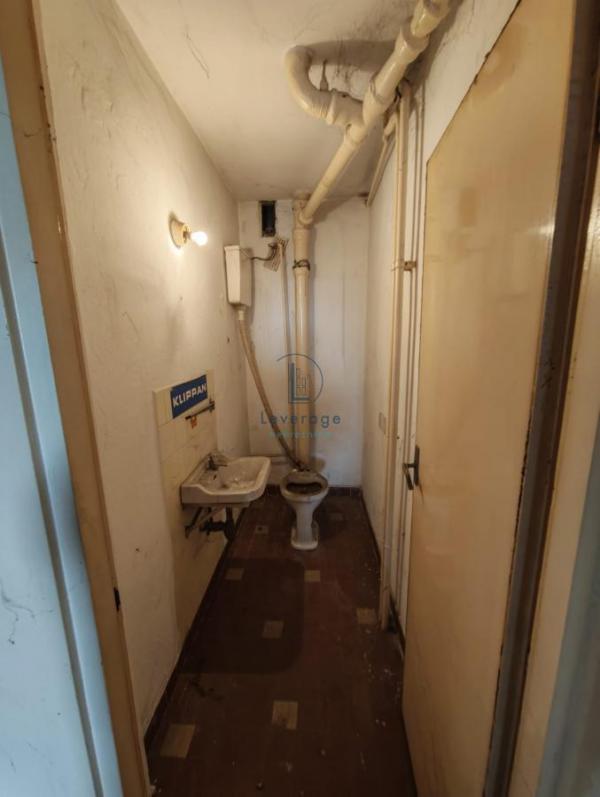 Stan na prodaju u Beogradu, Novi Beograd blok 37, cetvorosoban, 105m2, cena 270000 evra