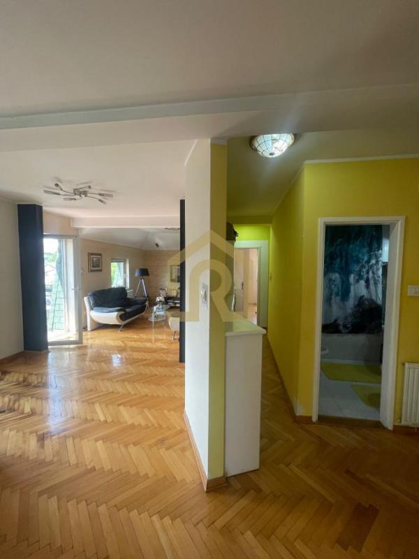 Stan na prodaju u Beogradu, Voždovac, 104m2, cena 170000 evra