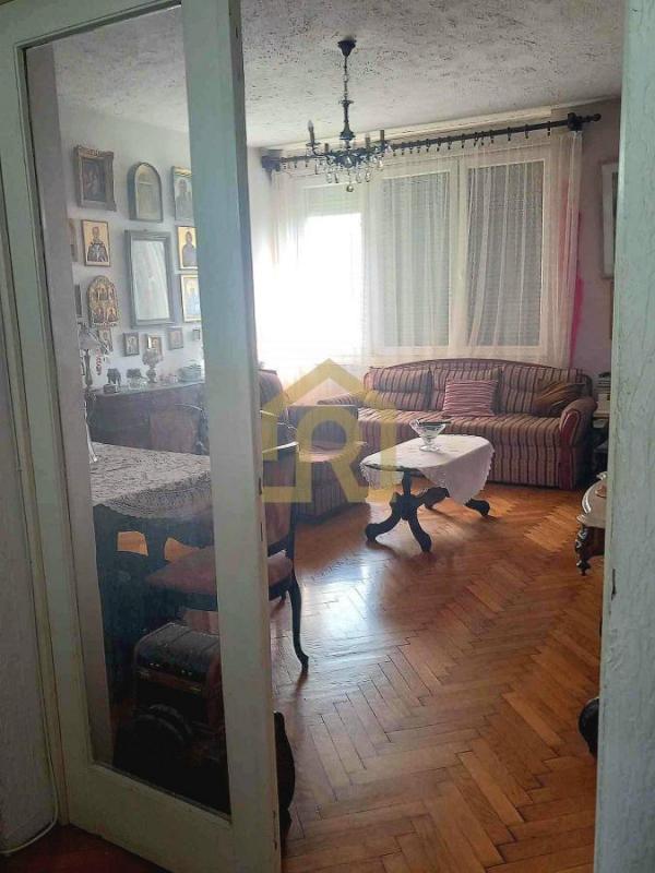 Stan na prodaju u Beogradu, Dorćol, dvoiposoban, 50m2, cena 160000 evra