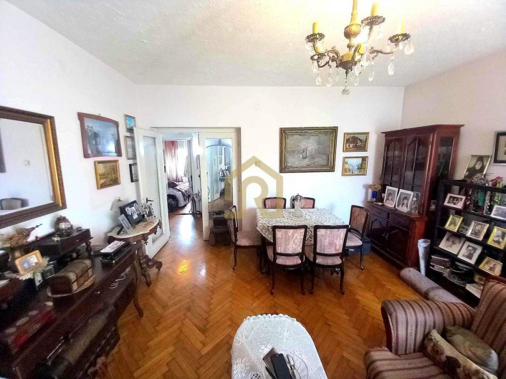 Stan na prodaju u Beogradu, Dorćol, dvoiposoban, 50m2, cena 160000 evra