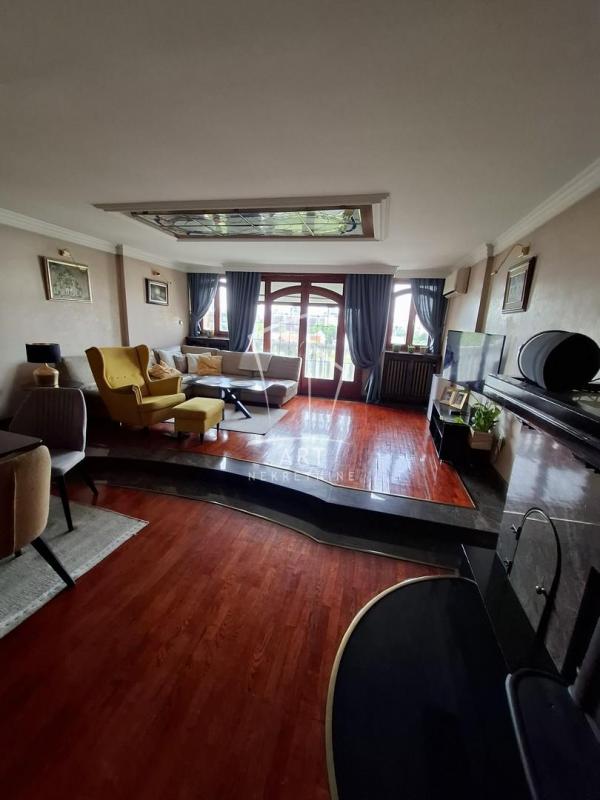 Stan na prodaju u Beogradu, Novi Beograd, 107m2, cena 450000 evra