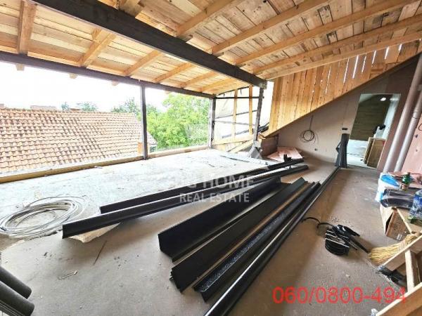 Stan na prodaju u Beogradu, Surčin, 174m2, cena 210000 evra